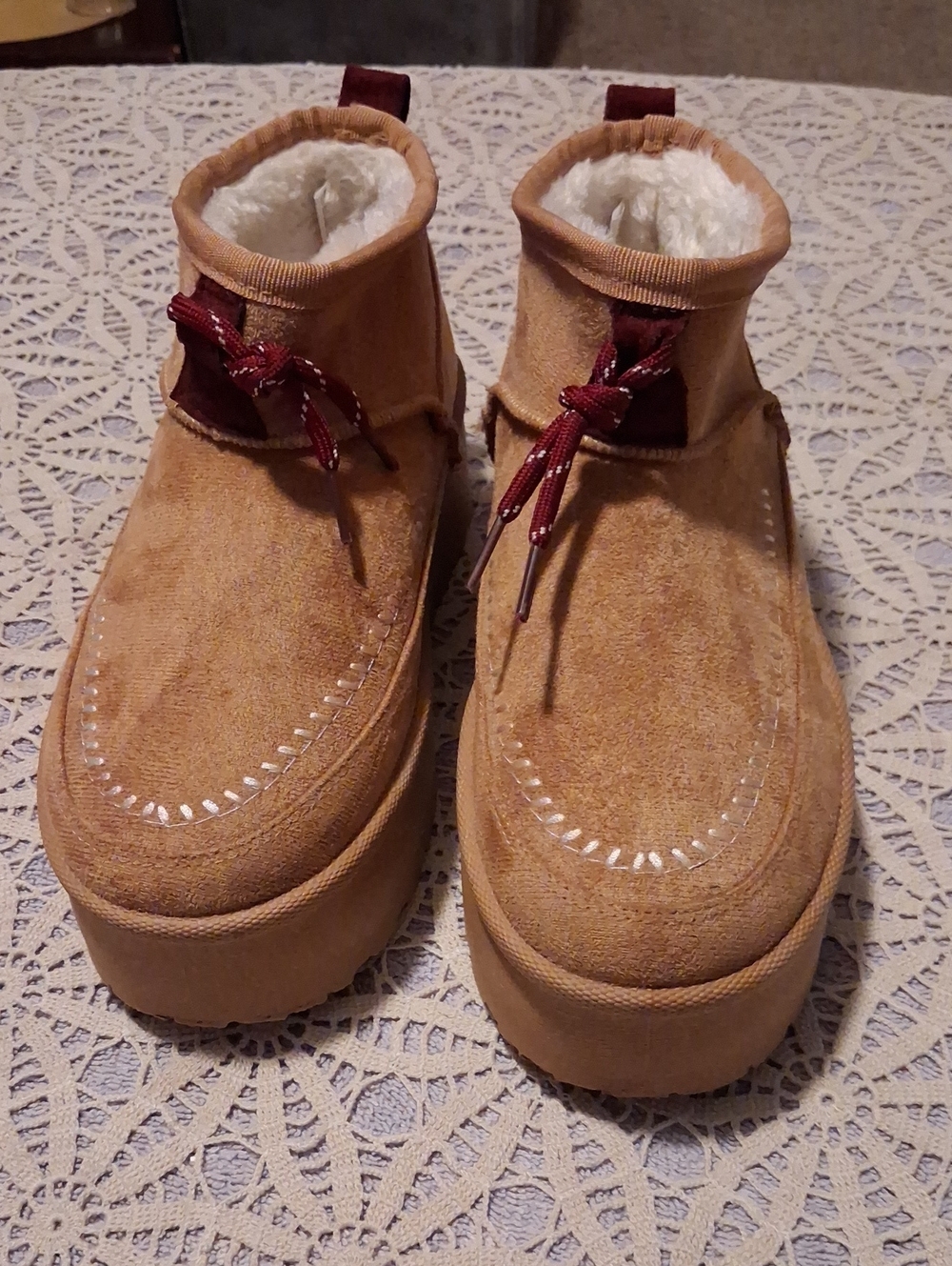 Mudd Kids Tan Suede Boots with Burgundy Laces